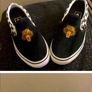 Vans kids size 5 Slip on